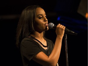 Ruth B delights friends and fans alike at packed Starlite Room show