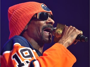 Weed was the word at Snoop Dogg's Rogers Place hip hop buffet
