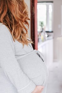 Pregnancy Hacks: The Ultimate Hospital Bag Checklist For Canadian Moms