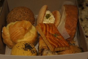 Golestan Bakery