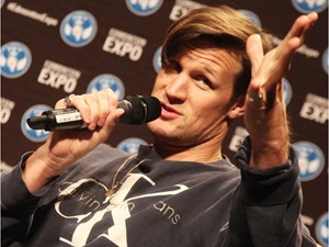 Data and the Eleventh Doctor talk death and space cats at Edmonton Expo
