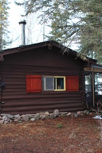 (Lifestyle Post)-Easter at the Cabin.