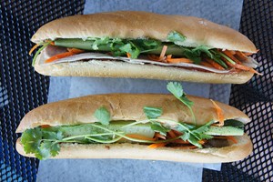 Banh Mi Yen Linh