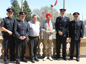 Millwoods Community Patrol receives Alberta Crime Prevention Award