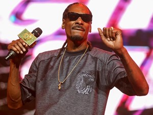Snoop Dogg bringing his special atmosphere to Rogers Feb. 20