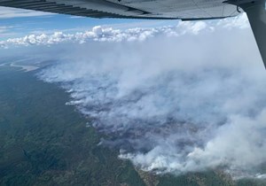 Thousands of residents evacuated in northern Alberta county due to fire threat
