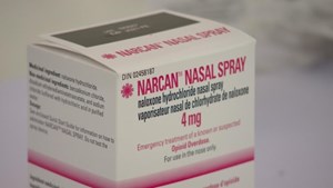 Pharmacists hand out free naloxone spray on Edmonton's Whyte Avenue
