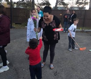 St. Albert residents show support for family who received racist letter