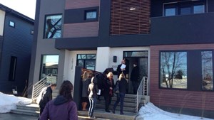 Planners, residents tour Edmonton infill