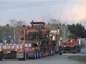Cleanup continues after dozen railcars went off the track in Sturgeon County